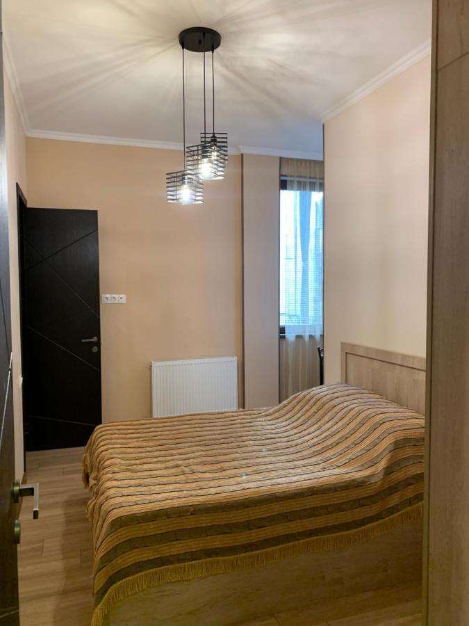 Melikishvili Str. Apartment Тбилиси Екстериор снимка